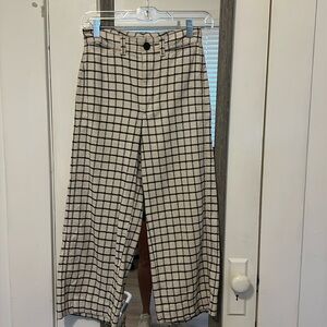 Beige and black plaid ankle dress pants